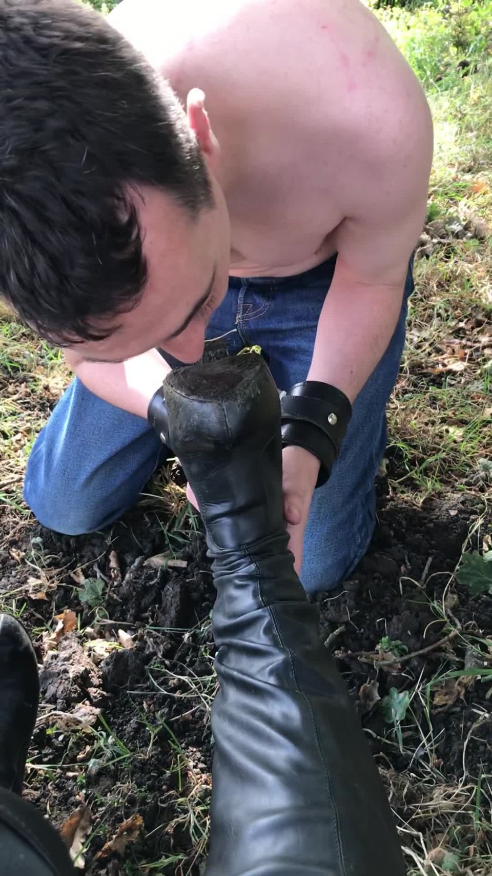 miath084 - [Pies porno]