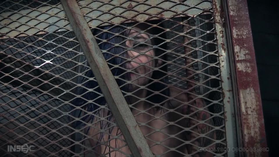 clip 32 Bondage en tiempo real – Vitoreando Violeta Parte 2 – Violet Monroe, Freya Francés - francés - bdsm porno xxx metal bdsm video