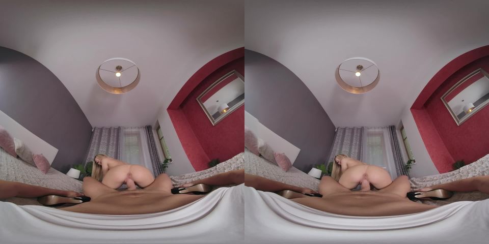 Two Feet From Fane - Rika Fane GearVR