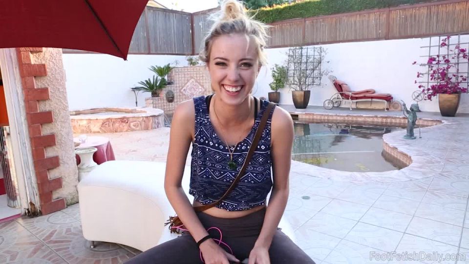 Haley Reed detrás de las escenas