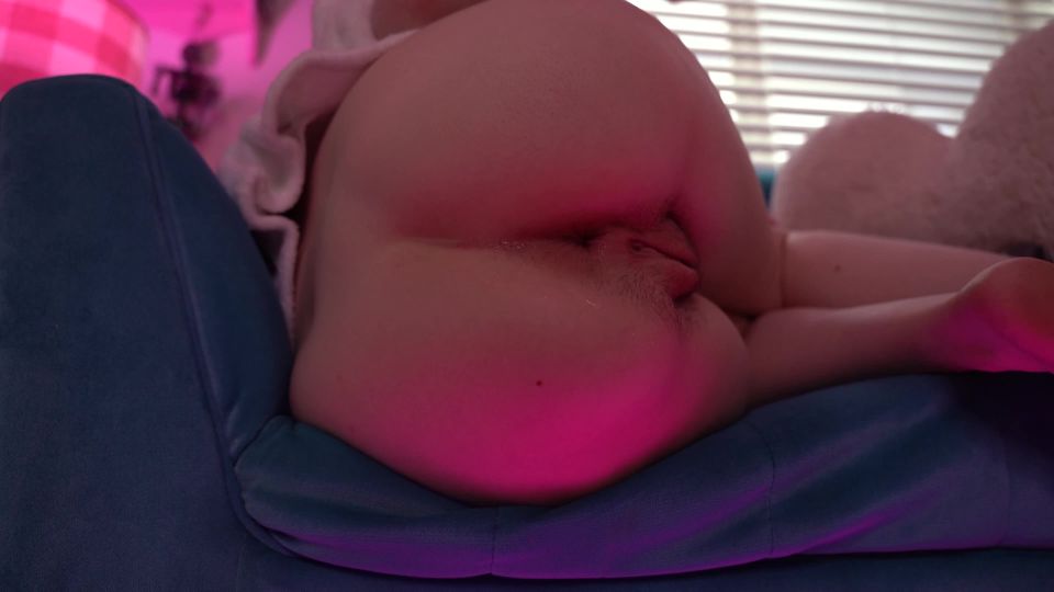 Tweetney - Stretching session Large anal play 4K (2022)*