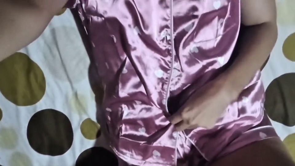 YulietGomez - Masturbación Primer plano de coño mojado