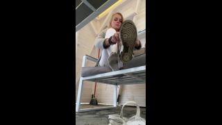 porn clip 3 emmyfeetandsocks 051220212293498611 pov i tease on feet porn romantic foot fetish