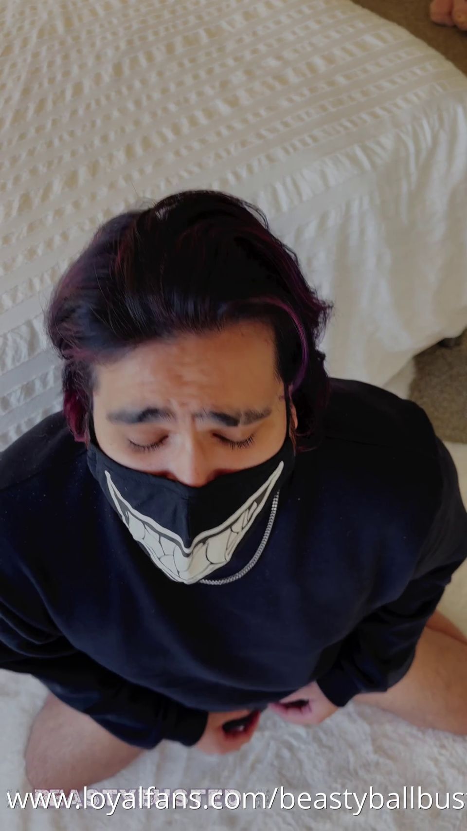 BEASTY BALLBUSTING - Priestess Dakota Keeps Me In The Corner Of Her Room.