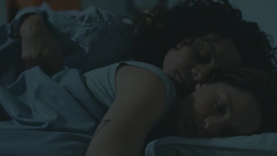 Silvia Varon, Alejandra Lara - Como te llamas ( Eva and Candela) (2018) HD 720p - (Celebrity porn)