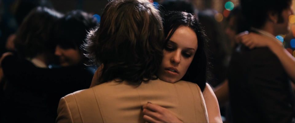 Jessica McNamee - Los enamorados (2009) HD 1080p - [Celebridad porno]