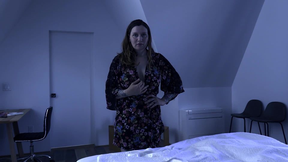 online adult clip 6 Bettie Bondage -  Hot for Teacher's Hungry Pussy - virtual sex - milf porn 