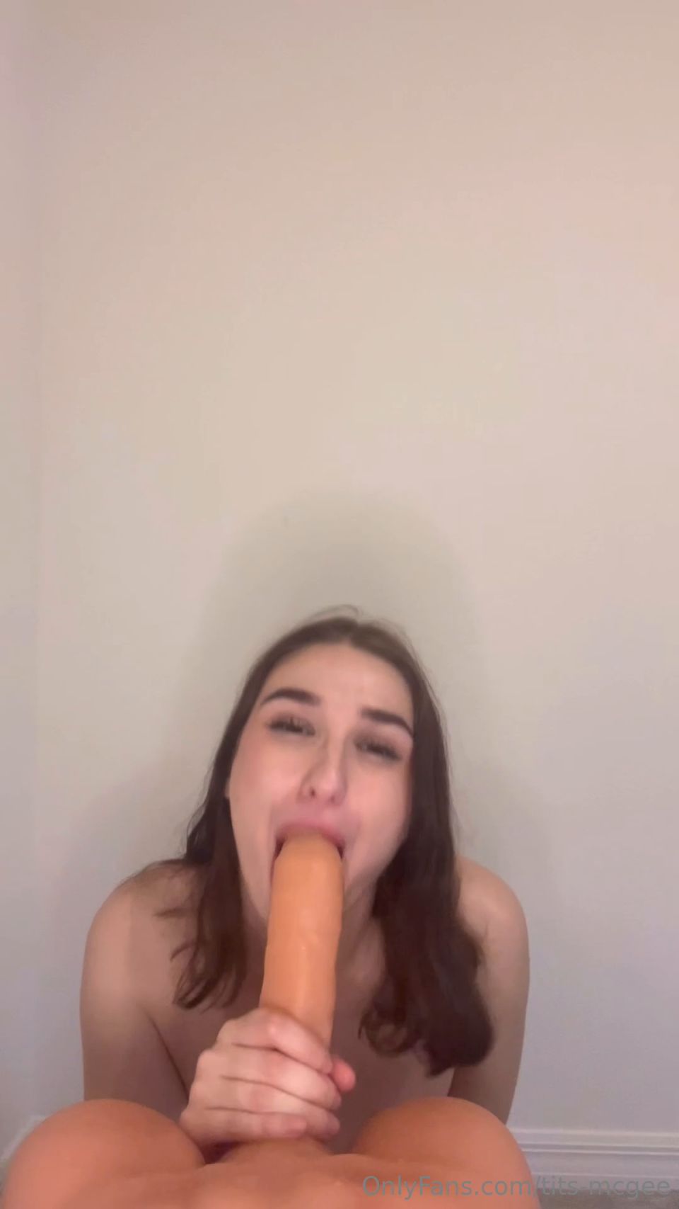 onlyfans tits mcgee 0hsp9bmsu0xgrc98u7b21 source