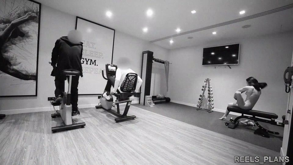 video 45 club amateur Reels Plans - La joven francesa CLARA MIA follada dura por 2 extraños ella se reunió en el gimnasio - [PornHub] (FullHD 1080p), adolescentes en fetiche porno