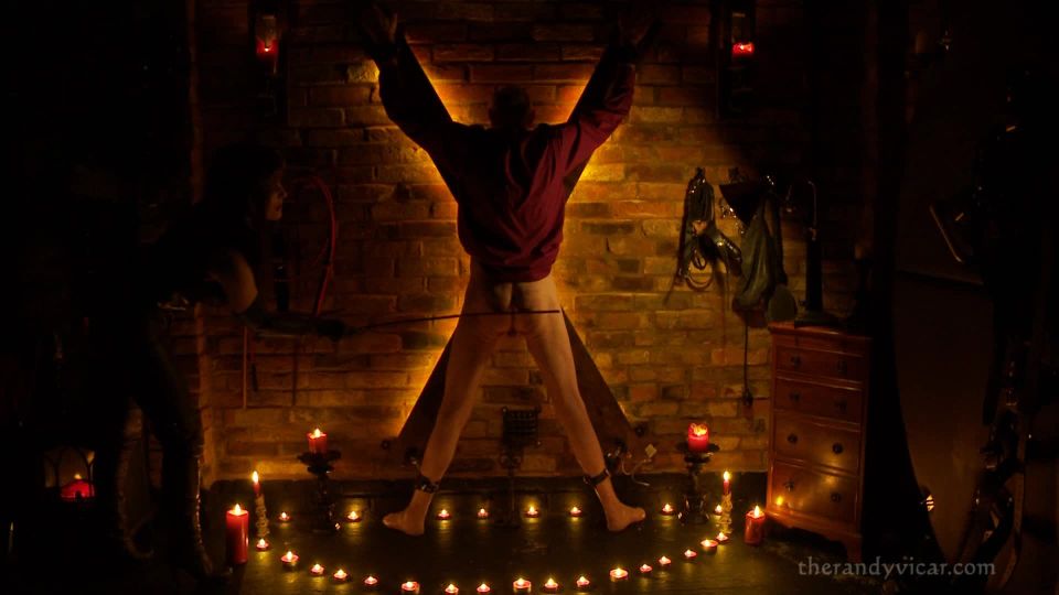 DominatrixAnnabelle Spirit devuelve 1080p FullHD