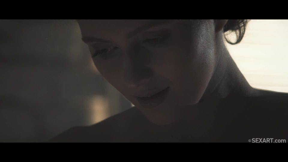 gratis adulto clip 18 monstruo chica femdom tatuaje  Elena Vega & Stacy Cruz - Ritual Episodio 03 [1.47 GB]