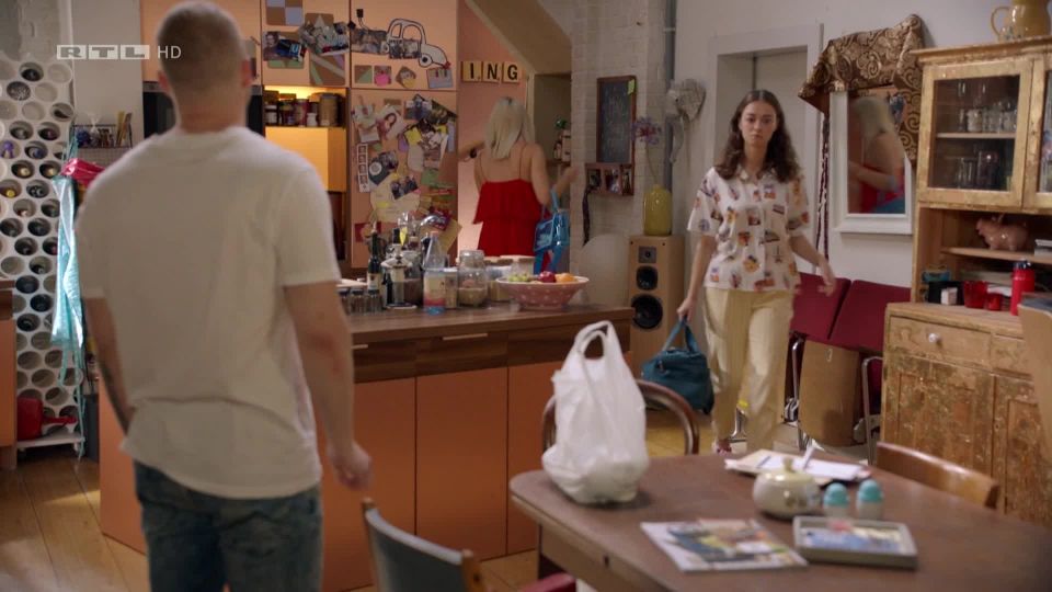 Chryssanthi Kavazi, Gisa Zach - GZSZ e7092 (2020) HD 1080p - (Celebrity porn)