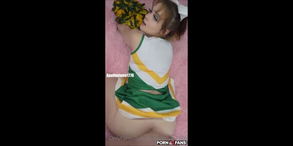 Porrista Abriebaby Horny Porrista Abriebaby quiere que en el culo vídeo porno