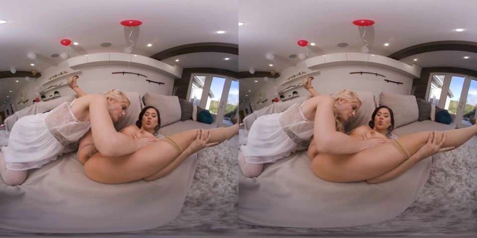 xxx video clip 15 Noche de Bodas Cornudo - Charlotte Stokely y Shyla Jennings Oculus Rift sobre realidad virtual femdom forzado gay