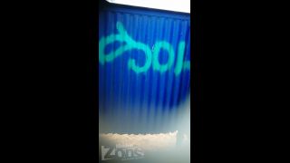 Voyeur – Beach cabin voyeur 17 Voyeur!