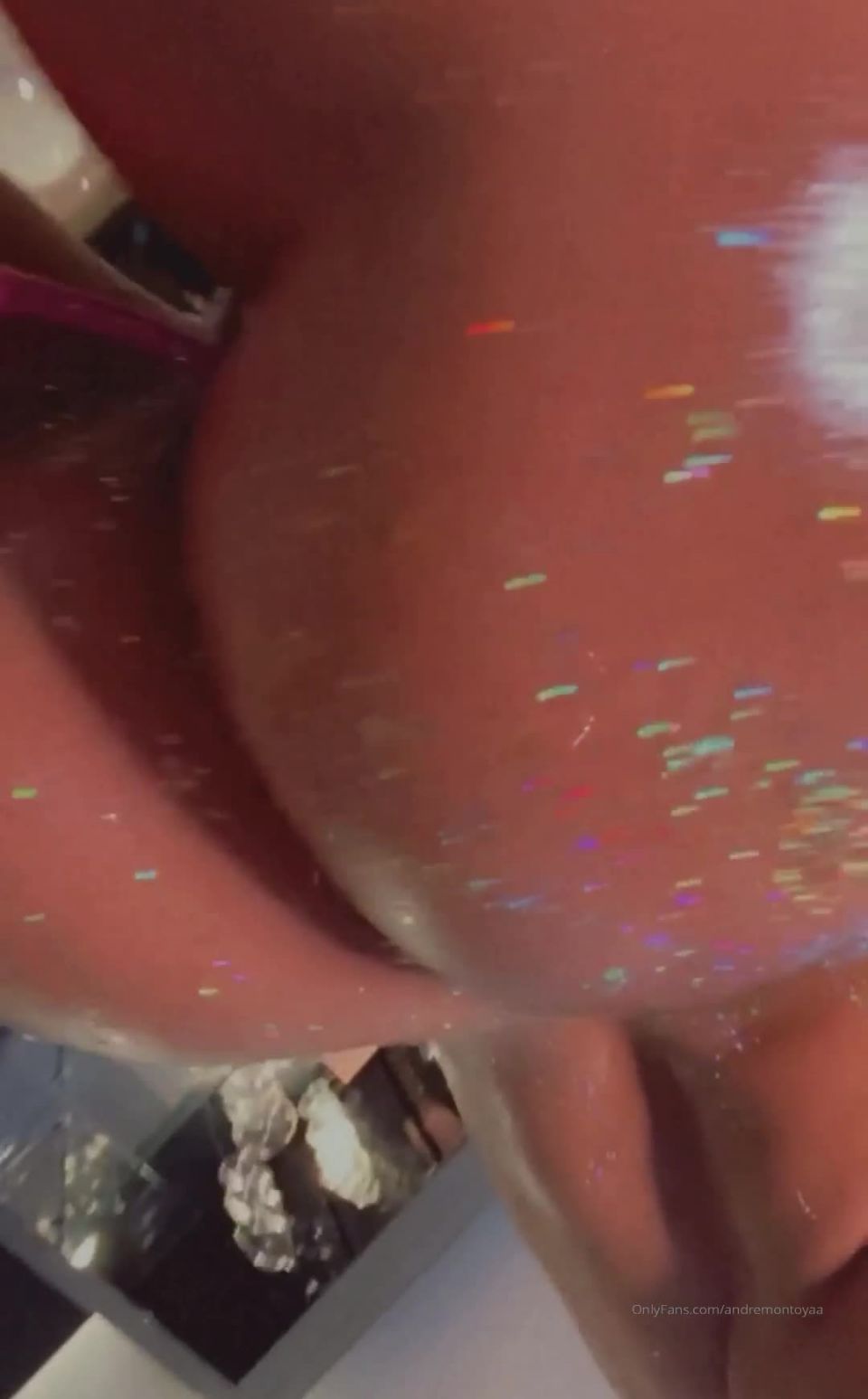 Andrea Montoya 20-08-1440245678 How much do you like to see me all covered with glitter milf 