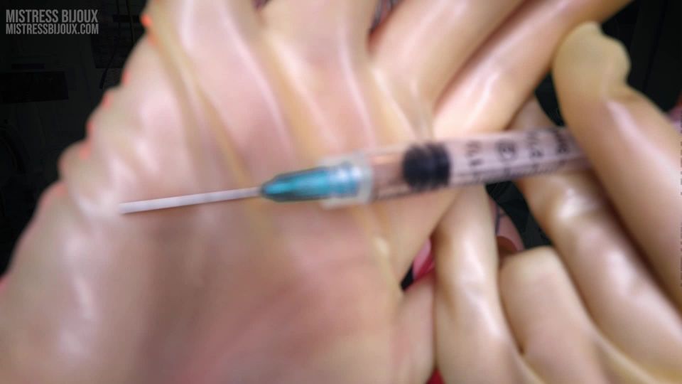 online clip para adultos 36 Señora Bijoux – Esterilización permanente de la castidad - joi - pov pantyhose femdom
