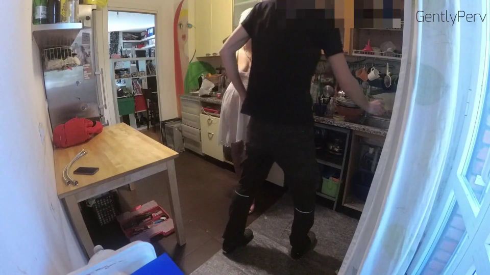 Plumber Adventure Pt 1. Casalinga Milf Vuole Il Cazzo DellIdraulico. 1080p