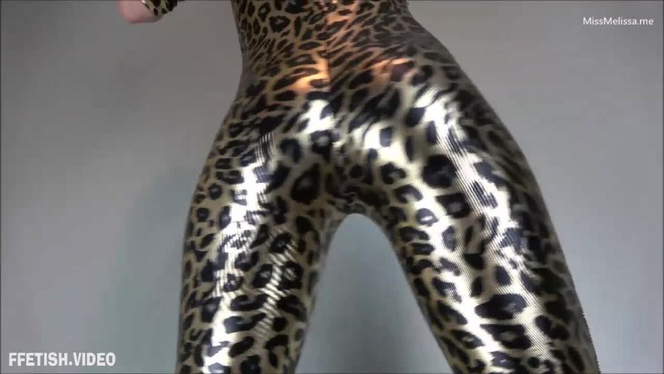 video 40 big ass brunette hd fetish porn | Miss Melissa - Shiny Ass Stop &Amp; Go | pov