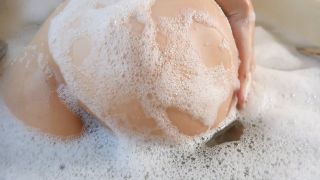 Utopia-Miu Arioka. ⋆.