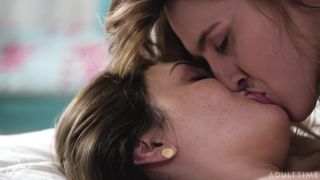 Video Cadence Lux,Charlotte Sins : The Break Up 1080p FullHD