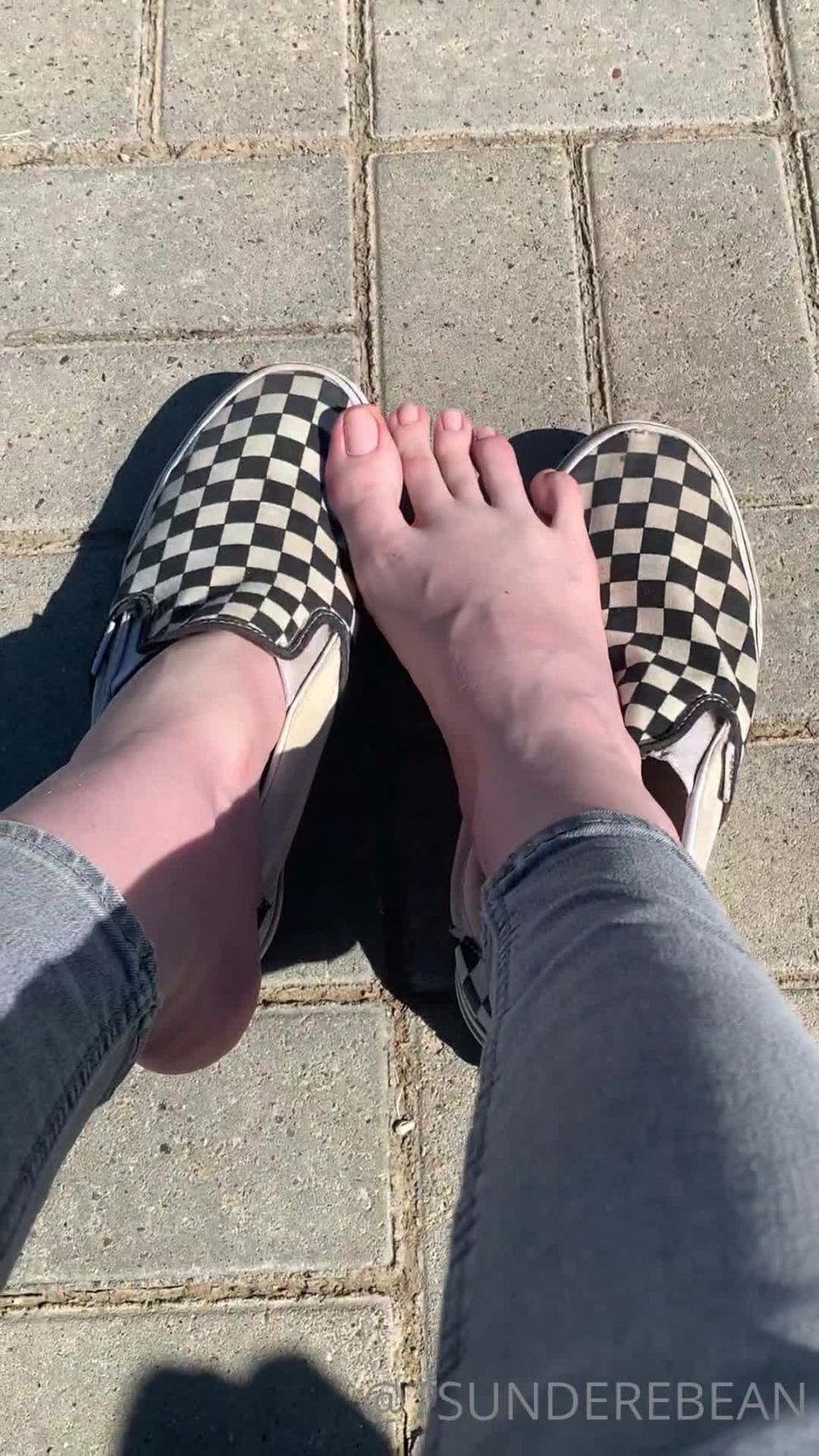 video gratis para adultos 2 mejor fetiche de pies lesbianas TSUnderebee 2020-06-19 5eecf0b78aa298c93644d fuente Video, pies en los pies porno