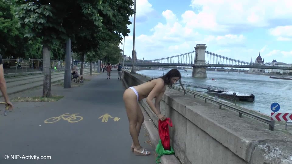 vanessa b 2 on public 