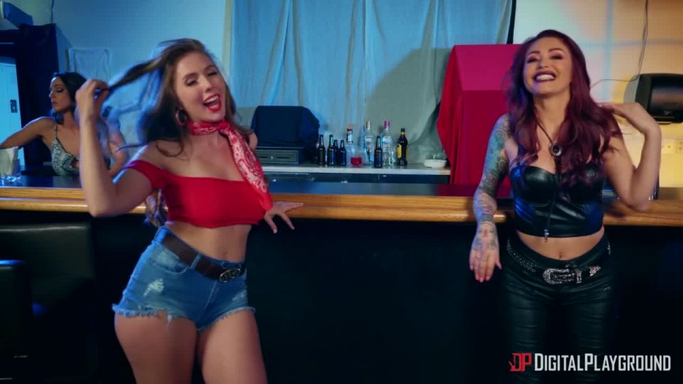 online xxx clip 36 rubia sin panty cuerpo público Lena Paul Abigail Mac Monique Alexander - Bienvenido a Grind Bar 26.06.2019, coño peludo en rubia porno