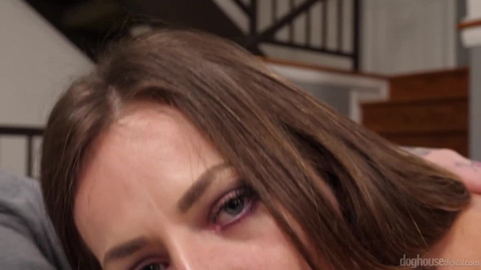 Abanicos Natasha estrellados solitarios - MILF