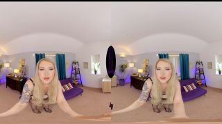 The English Mansion - Princess Aurora - Dress Up For Me - VR - Femdom pov