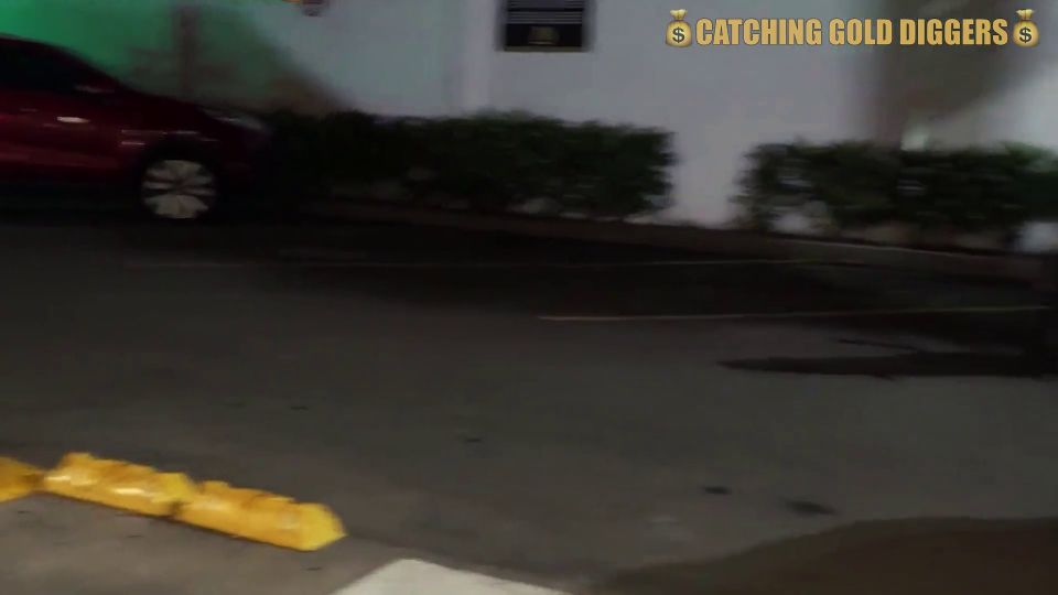 6285 Slim Guy Dominates A Sexy Colombian Bbw After She Is Fed