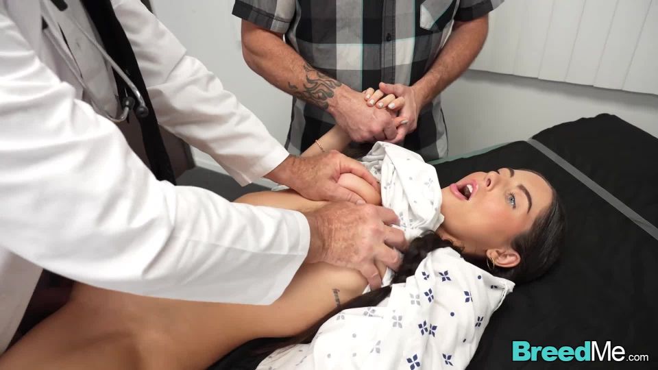 Día de Theodora y Hadley Haze [01.03.23] [1080p]