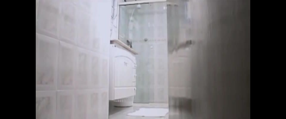 Luciana Caruso, Tiara Curi - Colecao de Humanos Mortos (2005) - [Celebrity porn]