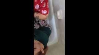 Face Fucking Two Girls, One Has No Gag Reflex! Onlyfans (Amateur porn)