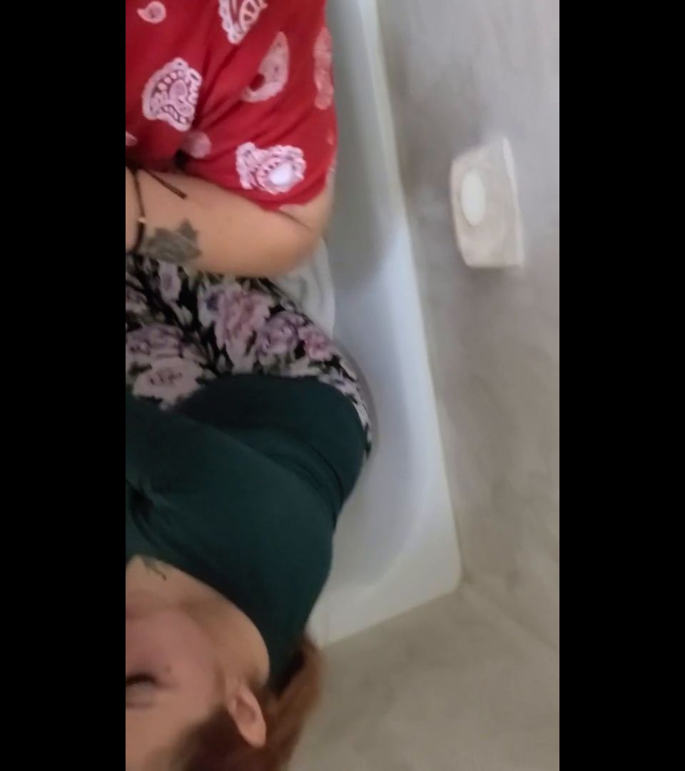 Cara de mierda dos chicas, uno no tiene reflejos de la jalea! Onlyfans (Porno de Amateur)