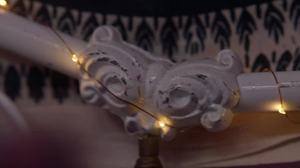 Genevieve DeGraves, etc - Slasher s03e01 (2019) HD 1080p - [Celebrity porn]