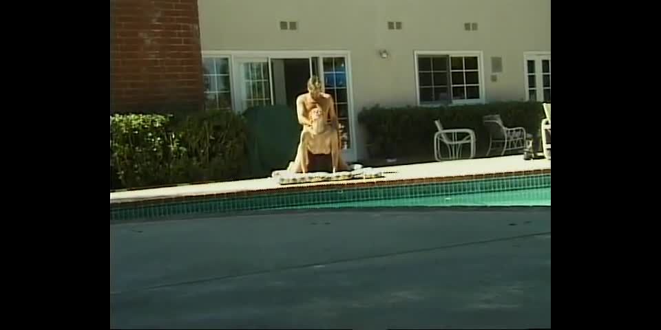 Rojos calientes pelirrojas # 1, Escena 3 en corrida