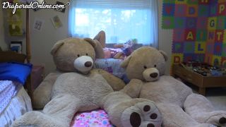 Diaperedonline2Stephanie Stephanie Kitten Play