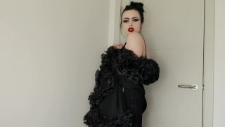 xxx video 34 Emperatriz veneno – Mami paga día - instrucciones de masturbarse - fetiche porno masculino fetiche médico