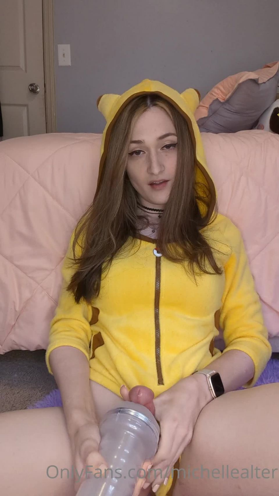 tantalizing porn with Michelle Alter (@michellealter).