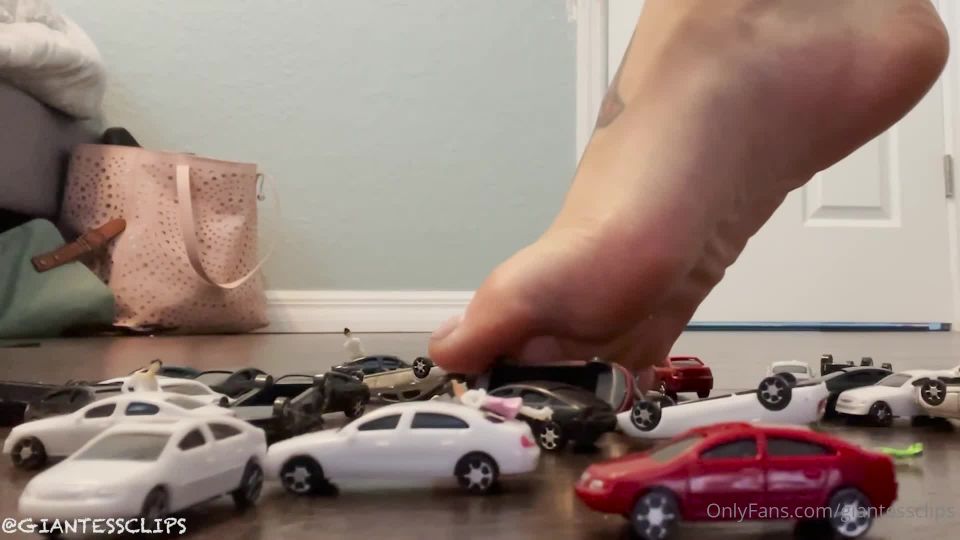 clip 3 Larger Than Life – Street Magic starring Mia Hope | fetish | fetish porn dirty feet femdom