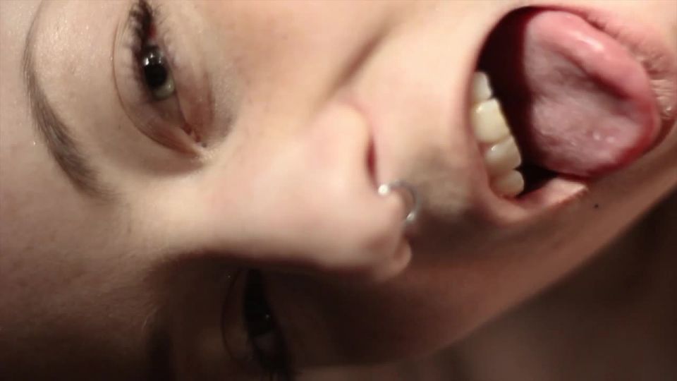 Todas las chicas lo hacen, los hombres les ayudan (Dildo de Masturbación)