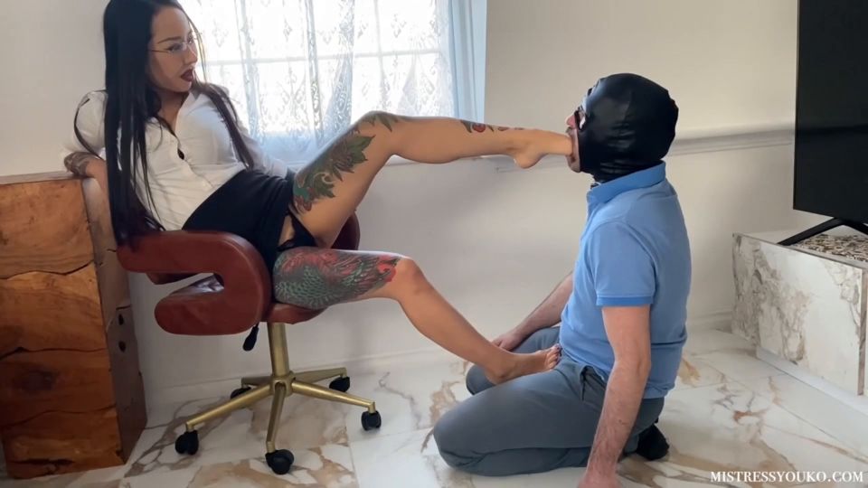 Señora Youko - Entrevista de trabajo de gagging de pie - FullHD 1920P