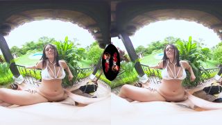 VRLatina presents Big Booty Beauty – Gaby Gomez | virtual reality | virtual reality