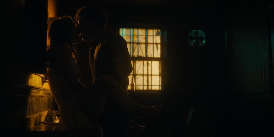 Caitlin Stasey - Puente y túnel s01e01 (2021) HD 1080p - [Celebrity porn]