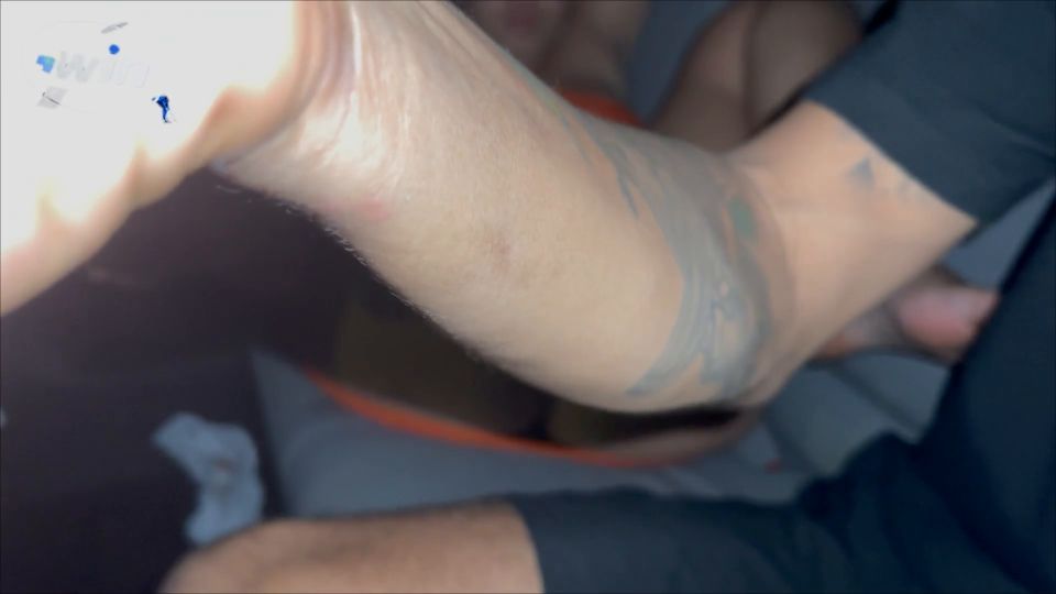 Has Sex In Public In The Car With An Uber Driver 1080p