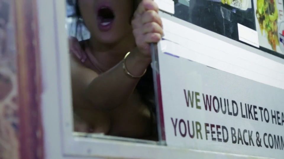 6216 Asa Akira Food Truck