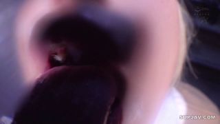 ReducingMosaic DASS-613 ジョッバジョバ虹の黄金イキを繰り返し、アクメる度にHYPER潮吹きフィーバー。徹底的に肉棒を味わいネブリ尽くす最高級下品女のぱねぇ熱帯雨林性交。 乙アリス