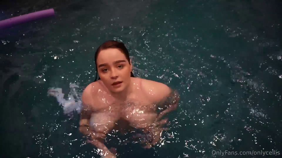 Onlycellis Dips Flacos Luego Gargantas Profundas Pollo Pov Onlyfans (POV)