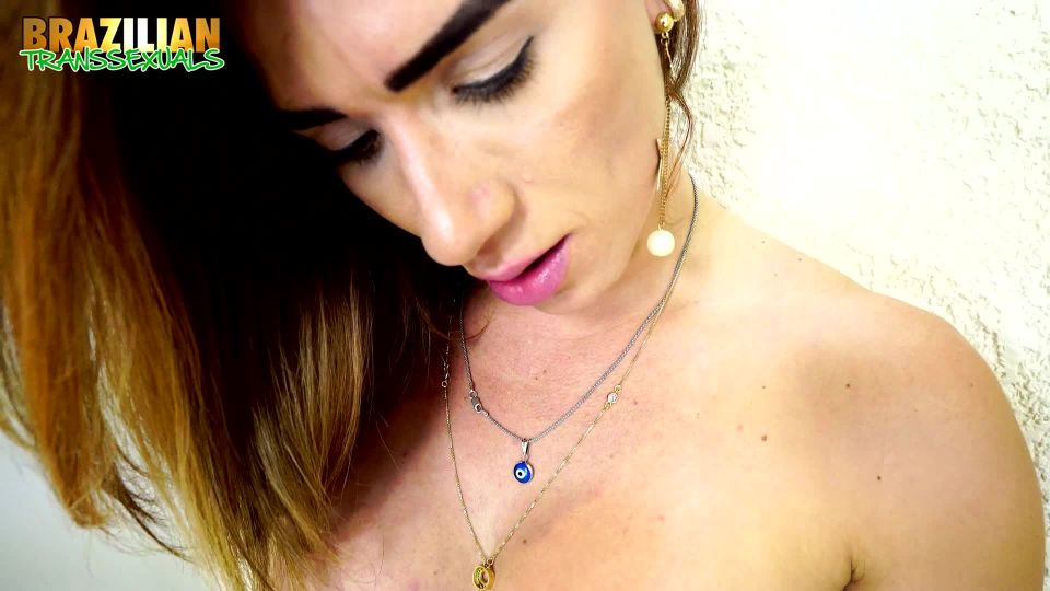 Adriana Rodrigue / La bomba Adriana Rodrigues regresa a...